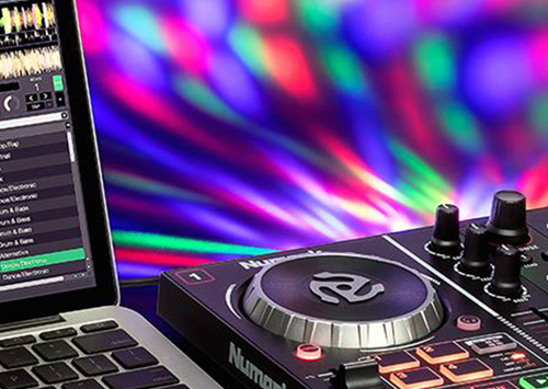 laptop and dj turntable